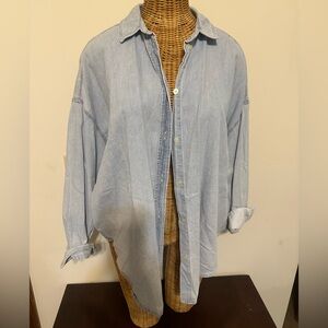 Topshop Casual Light Blue Denim Button Down Shirt